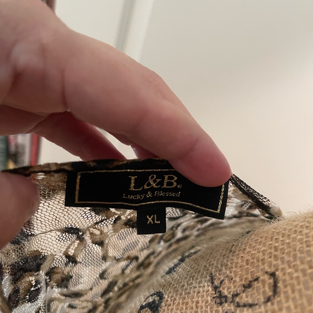 Leopard lace hi low Kimono - Picture 4 of 5
